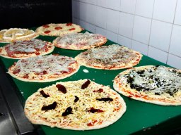 Noite da Pizza no Elos Clube e Desfile de Máscaras Venezianas