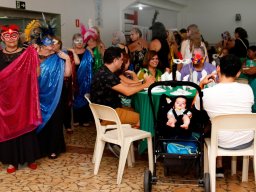 Noite da Pizza no Elos Clube e Desfile de Máscaras Venezianas