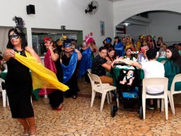 Noite da Pizza no Elos Clube e Desfile de Máscaras Venezianas