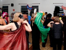 Noite da Pizza no Elos Clube e Desfile de Máscaras Venezianas