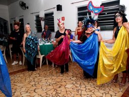 Noite da Pizza no Elos Clube e Desfile de Máscaras Venezianas