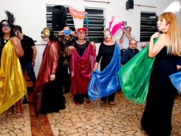 Noite da Pizza no Elos Clube e Desfile de Máscaras Venezianas