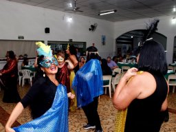 Noite da Pizza no Elos Clube e Desfile de Máscaras Venezianas