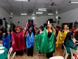 Noite da Pizza no Elos Clube e Desfile de Máscaras Venezianas