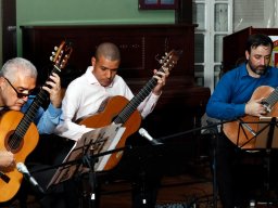 VIOLÃO ERUDITO NO INSTITUTO-ESPETÁCULO AMANHECER