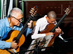 VIOLÃO ERUDITO NO INSTITUTO-ESPETÁCULO AMANHECER