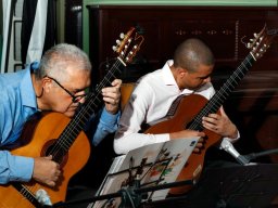 VIOLÃO ERUDITO NO INSTITUTO-ESPETÁCULO AMANHECER